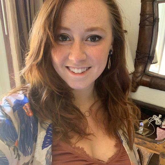 Meet your Posher, Victoria - Picture 1 of 1